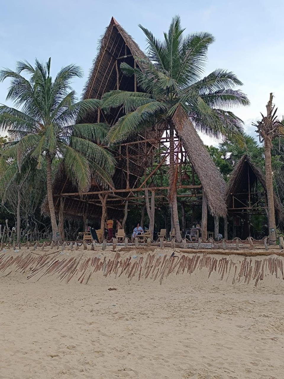 Light House Beach Hut Komari Esterno foto