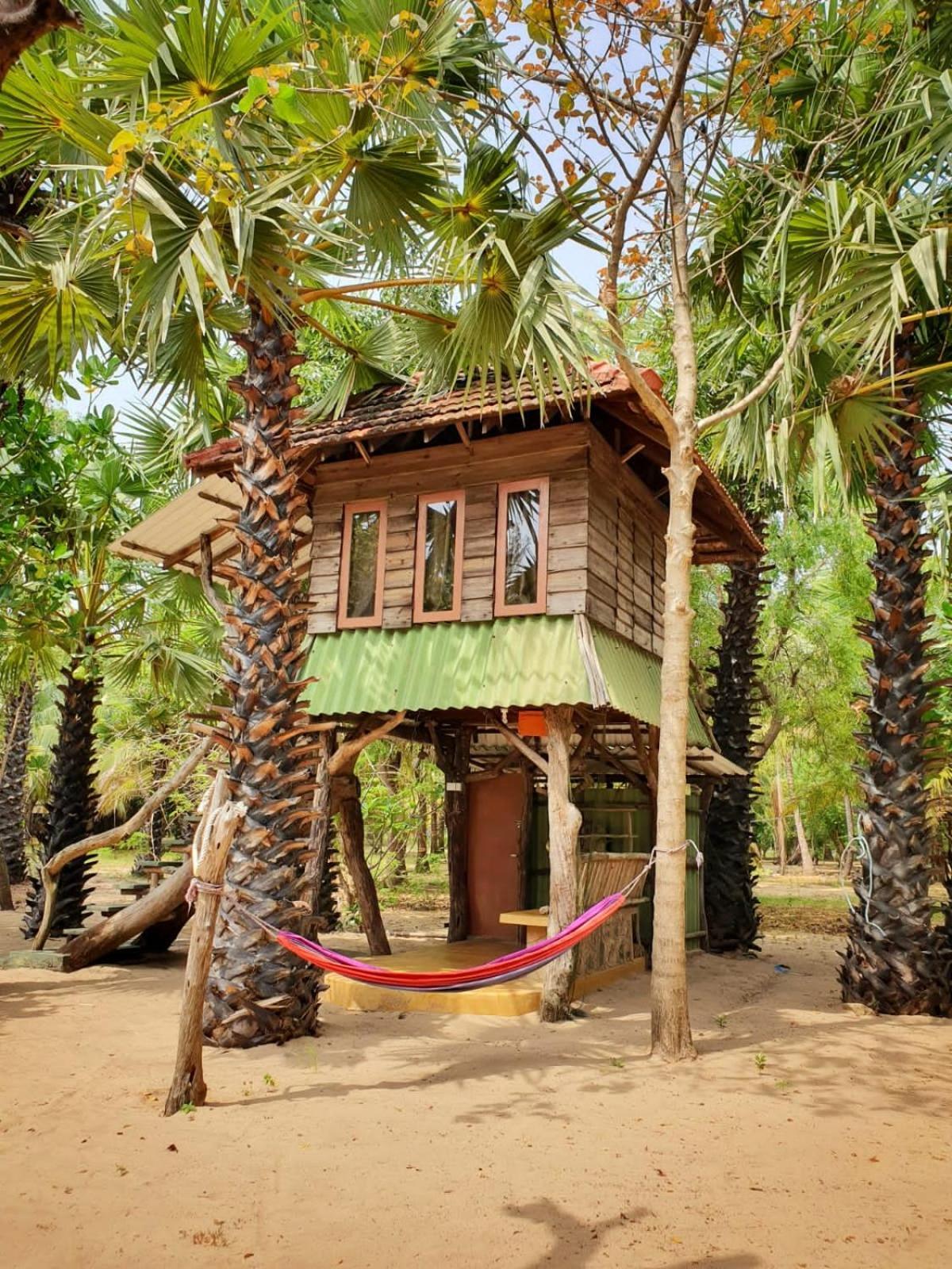 Light House Beach Hut Komari Esterno foto