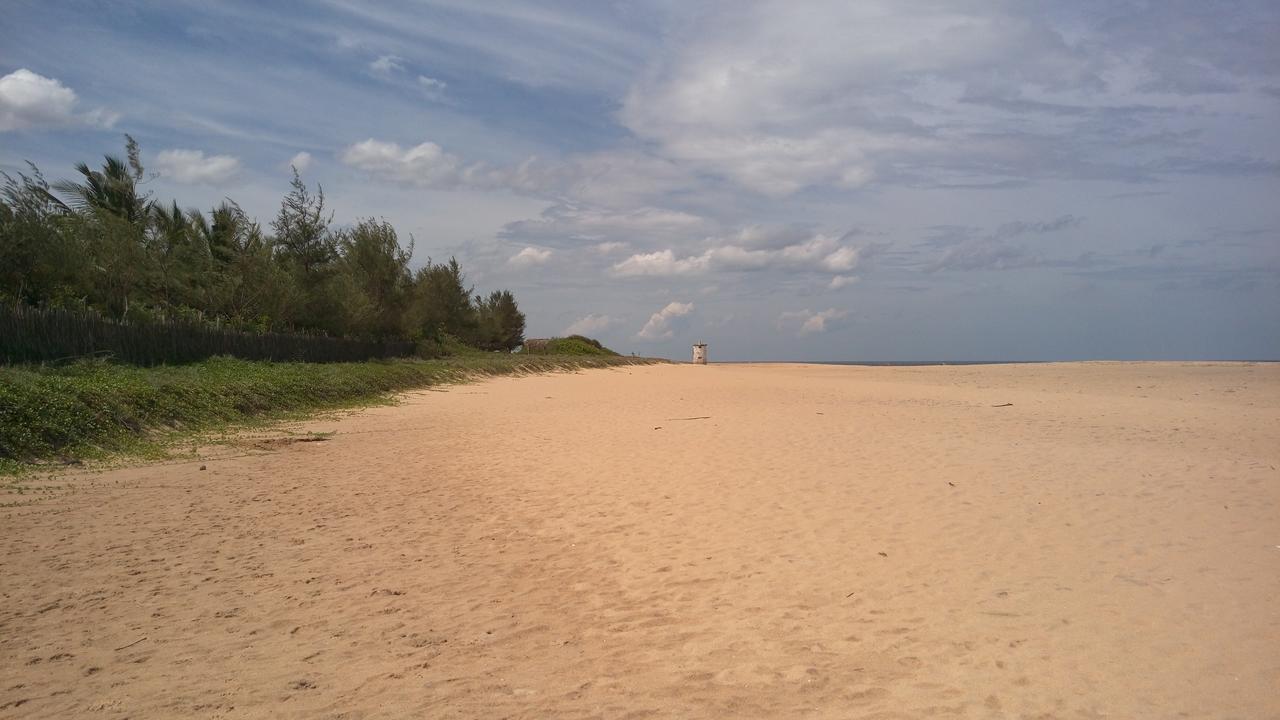 Light House Beach Hut Komari Esterno foto